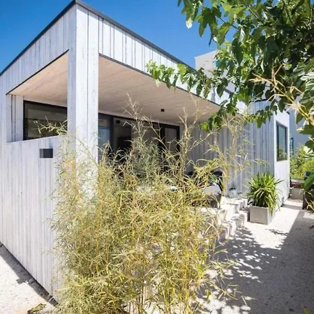 Mobile By The Sea With A Pool * Privlaka (Zadar)