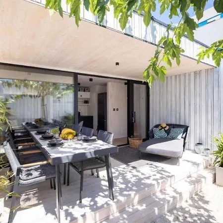 Mobile By The Sea With A Pool * Privlaka (Zadar)